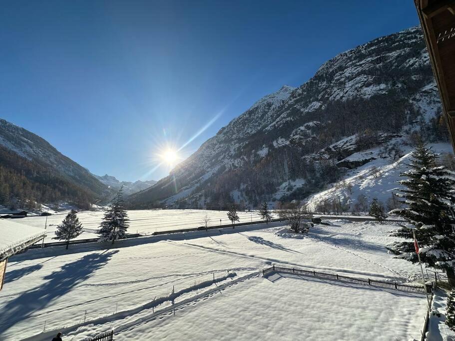 Breathtaking View Apartment Near Zermatt With Parking Täsch Exterior foto